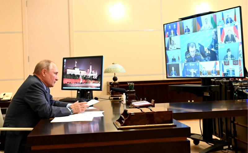 Владимир Путин подчеркнул важность заботы о детях, проживающих в зонах подтоплений и пожаров