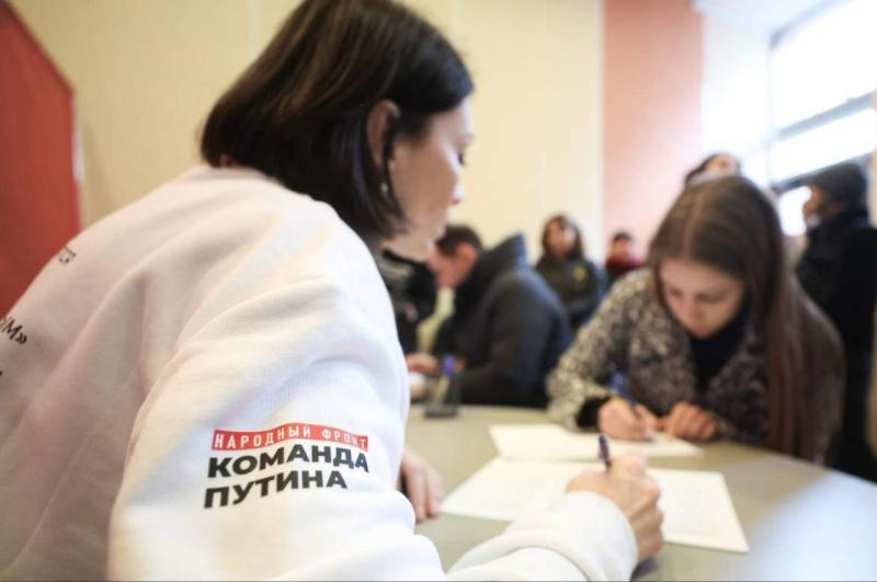В Мордовии продолжается сбор подписей в поддержку выдвижения Путина